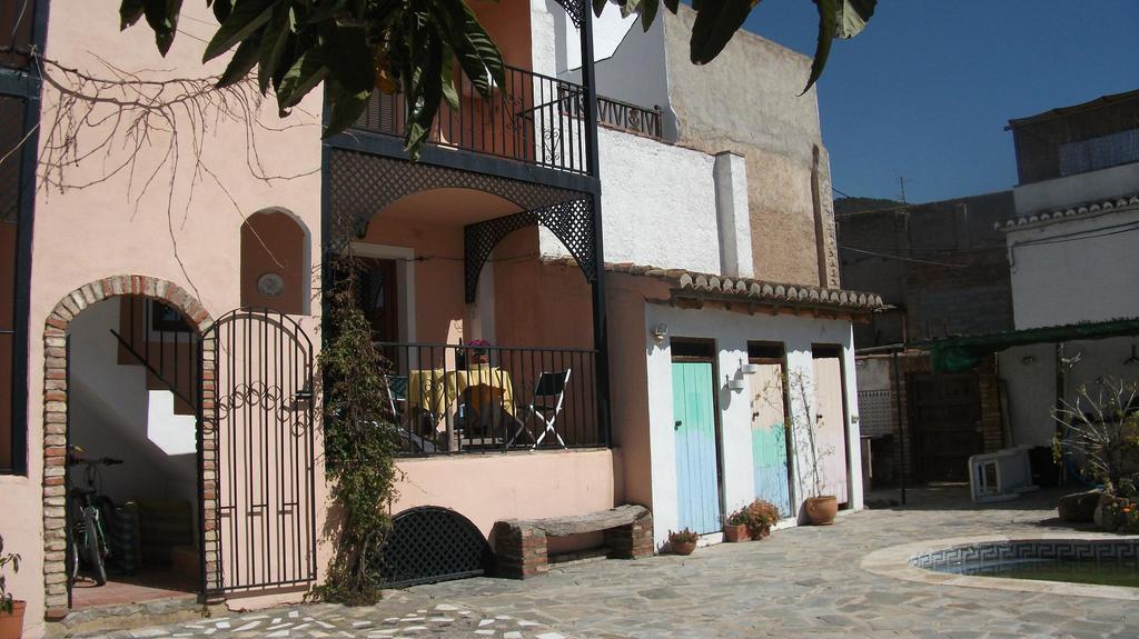 Casa Tia Maria, *